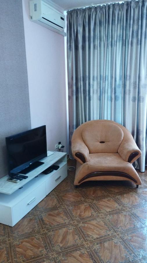 Apartamento 2К. Центр Возле Гуливера.Бассейная 10 Kiev Exterior foto
